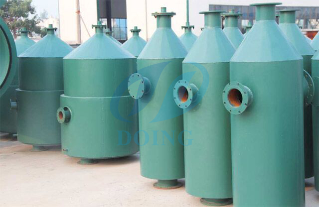 Pyrolysis plant catalytic chamber