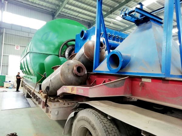 congratulations on the delivery of 2sets 12t/d scrap tyre pyrolysis plants to hebei