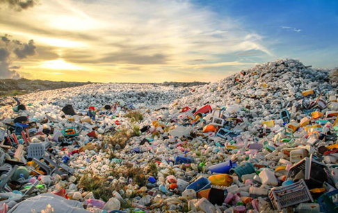 How is waste plastic bags and bottles recycled without pollution?