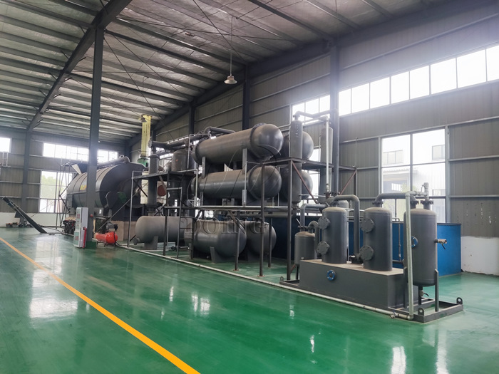 semi-continuous pyrolysis equipment